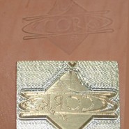 Cork – Gravura Latão