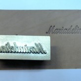 Mariadelina – Gravura Latão